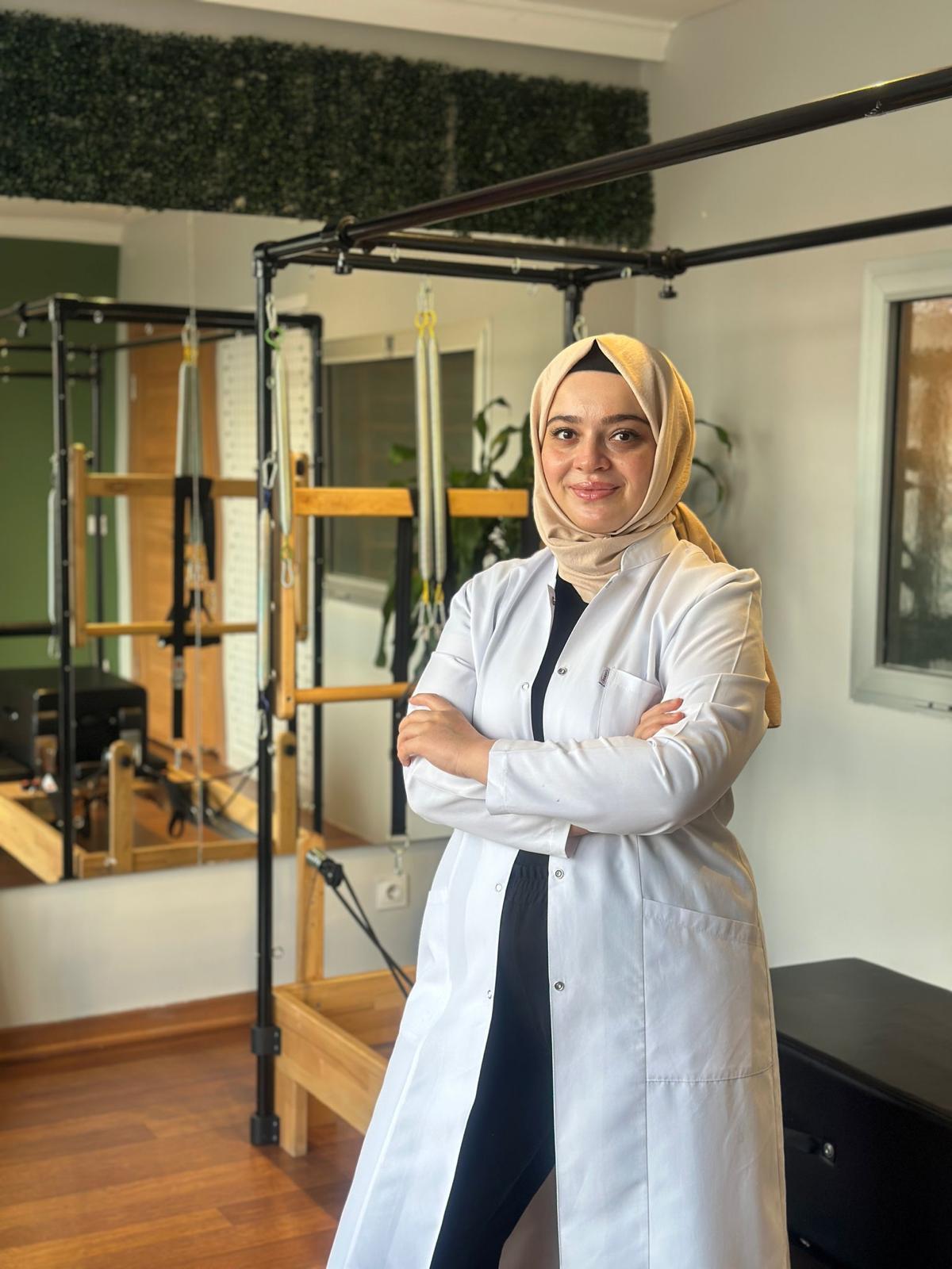 Fzt.Betül Kaya
 - Beylikdüzü Fizyoterapist